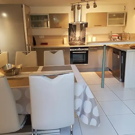 Apartamento Standing Rdc